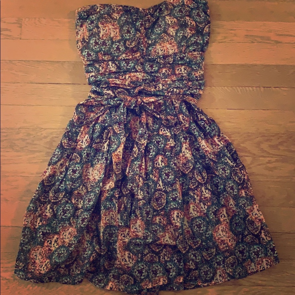 Stunning flowing American Rag Dress🍂